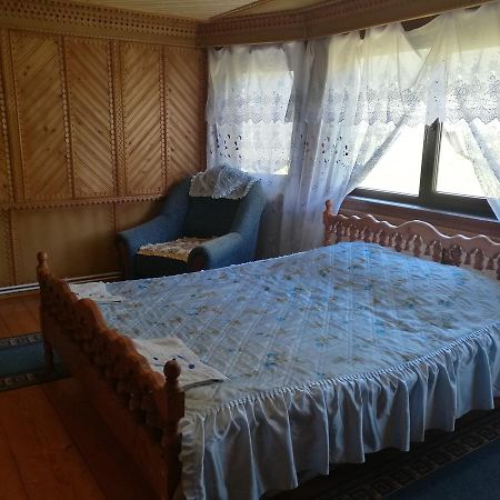 Gutsulska Oselya Villa Krivopol'ye Ngoại thất bức ảnh
