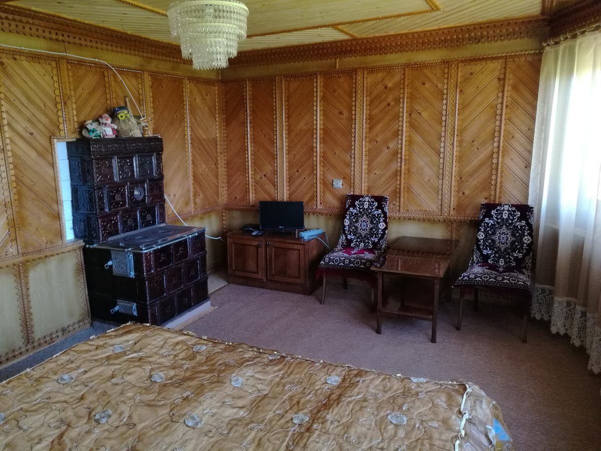 Gutsulska Oselya Villa Krivopol'ye Ngoại thất bức ảnh