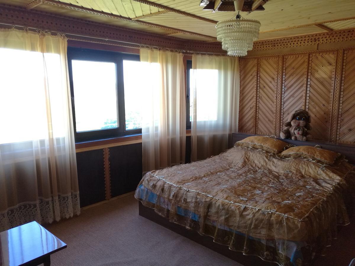 Gutsulska Oselya Villa Krivopol'ye Ngoại thất bức ảnh